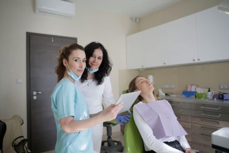 Restauração Dental em Boituva: Recupere Seu Sorriso